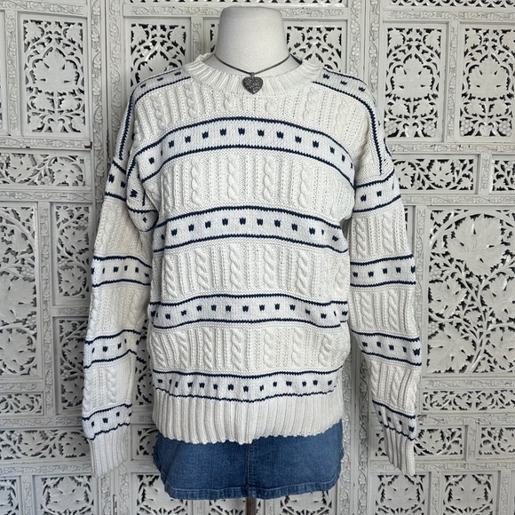 Vintage GAP Blue & Cream Pullover Fair Isle Chunky Knit Sweater Sz Small - Picture 1 of 9